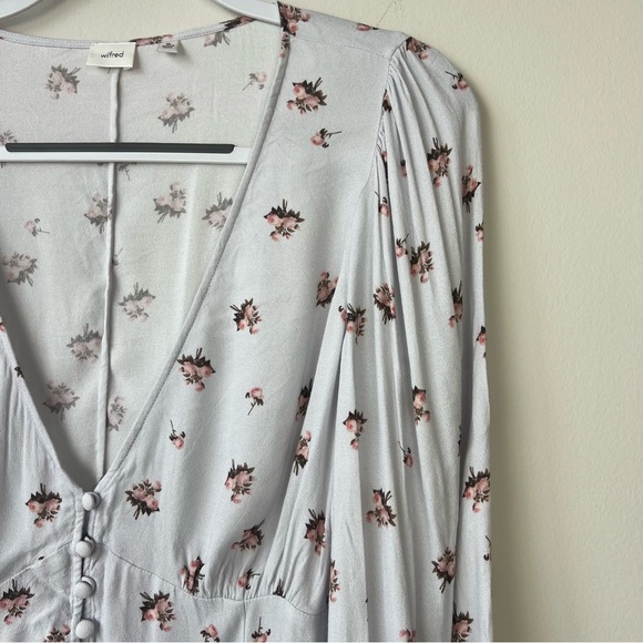 NWT Aritzia Wilfred Spellbound Blouse White Grey Floral - Picture 4 of 10